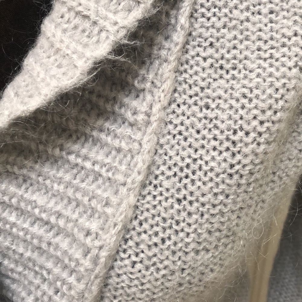 J Crew  Gray Pullover Mohair Blend Sweater M - Picture 3 of 8